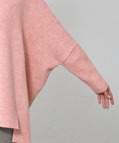 CAST:(キャストコロン)の「【着回し抜群】オーバーサイズタートルネックニット(ニット/セーター・レディース・ピンク系その他2/オフホワイト/ブルー系その他2/ブラウン系その他5・M)」の7枚目の写真