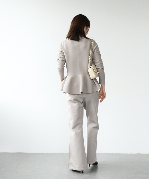 Jines(ジネス)の「楽ちん綺麗めニットパンツ(その他パンツ・レディース・ブラック/ベージュ・38)」の7枚目の写真
