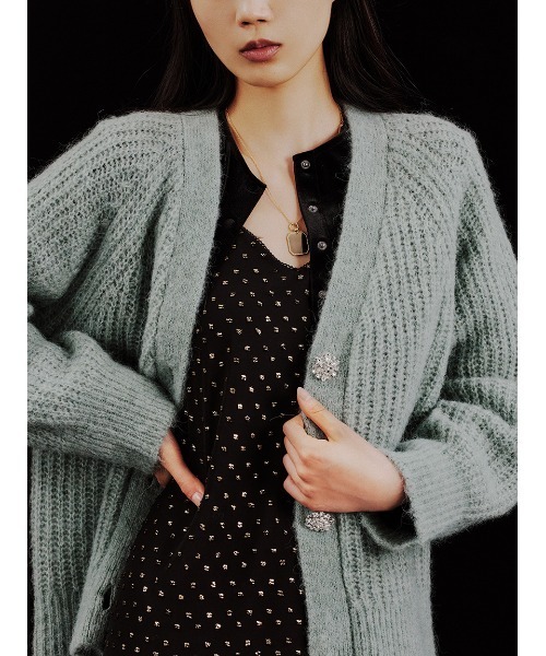 Mila Owen（ミラオーウェン）の「【WEB限定】アルパカ混ビジューボタンカーディガン（カーディガン/ボレロ・レディース・ホワイト/ミント/ブラック・F）」の8枚目の写真