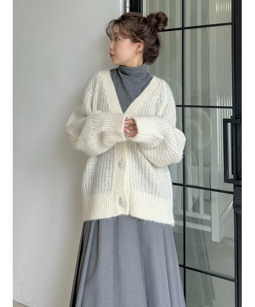 Mila Owen（ミラオーウェン）の「【WEB限定】アルパカ混ビジューボタンカーディガン（カーディガン/ボレロ・レディース・ホワイト/ミント/ブラック・F）」の14枚目の写真