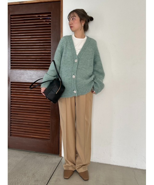 Mila Owen（ミラオーウェン）の「【WEB限定】アルパカ混ビジューボタンカーディガン（カーディガン/ボレロ・レディース・ホワイト/ミント/ブラック・F）」の16枚目の写真