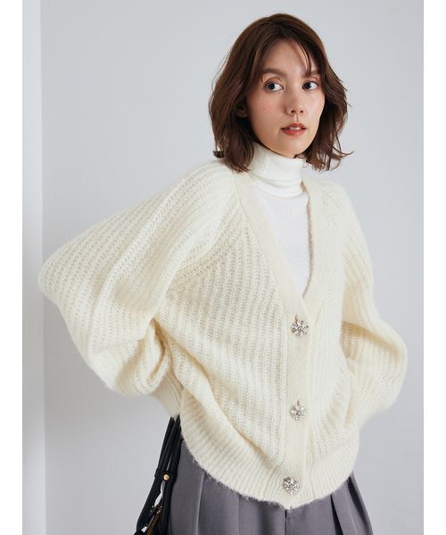 Mila Owen（ミラオーウェン）の「【WEB限定】アルパカ混ビジューボタンカーディガン（カーディガン/ボレロ・レディース・ホワイト/ミント/ブラック・F）」の4枚目の写真