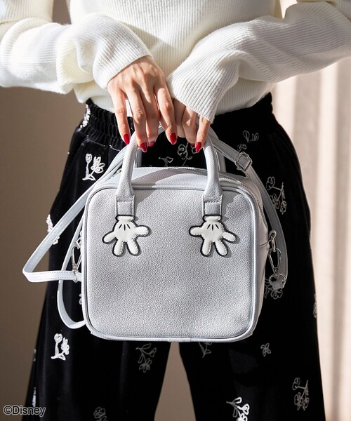 coen（コーエン）の「【MICKEY（ミッキー）/別注】レザーライクボストンバッグ（ショルダーバッグ・レディース・オフホワイト/シルバー/ブラック/レッド/その他2・FREE）」の4枚目の写真