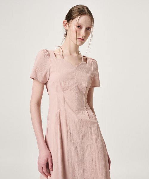 ETMON（エトモン）の「Heart Neck Strap Dress, Pink（ワンピース・レディース・その他・MEDIUM/SMALL）」の2枚目の写真