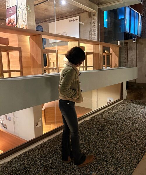 SOME PLACE（サムプレイス）の「ダッフルカラー スエード ショート ムートン ジャンパー [グリーン]（ムートンコート・レディース・グリーン・FREE）」の5枚目の写真