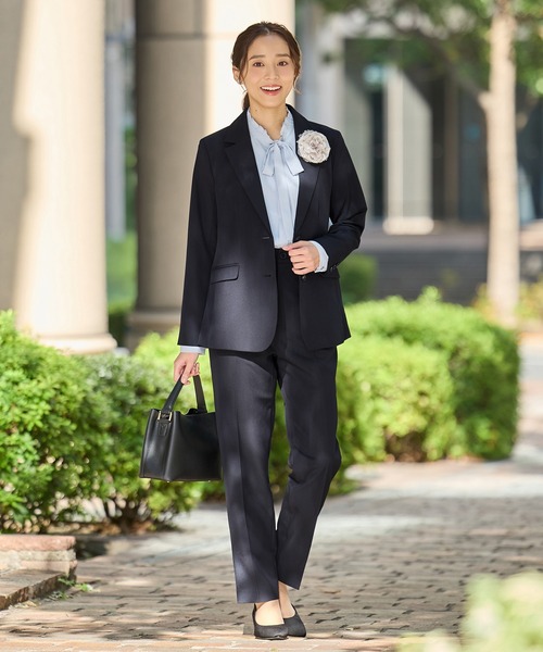 Honeys（ハニーズ）の「【ストレッチ・ウォッシャブル・イージーケア】２つ釦テーラードジャケット（テーラードジャケット・レディース・ライトグレー系2/ネイビー/ライトグレー系1/ブラック・3L/L/LL/M/S）」の11枚目の写真