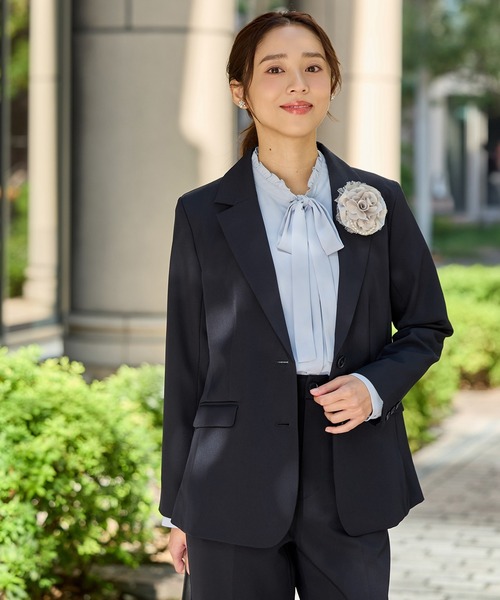 Honeys（ハニーズ）の「【ストレッチ・ウォッシャブル・イージーケア】２つ釦テーラードジャケット（テーラードジャケット・レディース・ライトグレー系2/ネイビー/ライトグレー系1/ブラック・3L/L/LL/M/S）」の15枚目の写真