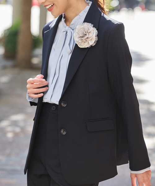 Honeys（ハニーズ）の「【ストレッチ・ウォッシャブル・イージーケア】２つ釦テーラードジャケット（テーラードジャケット・レディース・ライトグレー系2/ネイビー/ライトグレー系1/ブラック・3L/L/LL/M/S）」の16枚目の写真