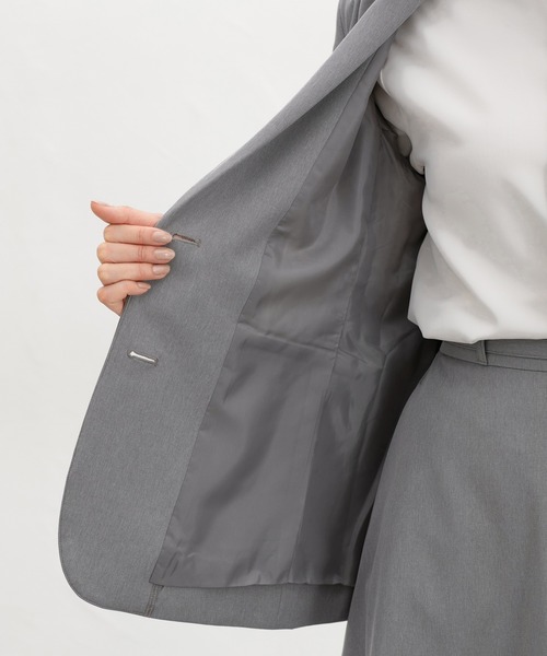 Honeys（ハニーズ）の「【ストレッチ・ウォッシャブル・イージーケア】２つ釦テーラードジャケット（テーラードジャケット・レディース・ライトグレー系2/ネイビー/ライトグレー系1/ブラック・3L/L/LL/M/S）」の22枚目の写真