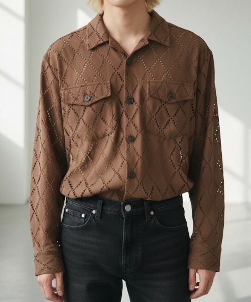 BENUSTA(ベヌスタ)の「A'GEM/9 × .kom 『BENUSTA/ベヌスタ』 CUTWORK DIAMOND SHIRT JACKET/カットワーク ダイヤモンド シャツジャケット(シャツ/ブラウス・メンズ・ブラック/ブラウン・FREE)」の6枚目の写真