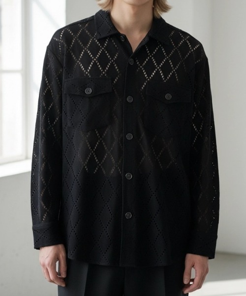 BENUSTA(ベヌスタ)の「A'GEM/9 × .kom 『BENUSTA/ベヌスタ』 CUTWORK DIAMOND SHIRT JACKET/カットワーク ダイヤモンド シャツジャケット(シャツ/ブラウス・メンズ・ブラック/ブラウン・FREE)」の4枚目の写真