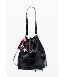 Desigual | 光沢レザー ドローストリング バケットバッグ(バックパック/リュック)