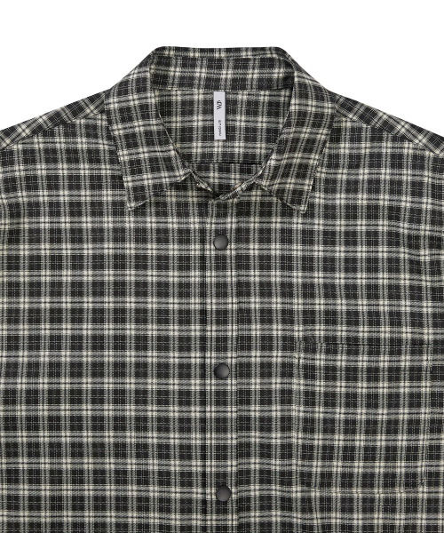 WEST GRAND BOULEVARD(ウエストグランドブルバード)の「スカッチオーバーサイズスナップチェックシャツジャケットBLACK(シャツ/ブラウス・レディース・その他・MEDIUM/LARGE/SMALL)」の8枚目の写真