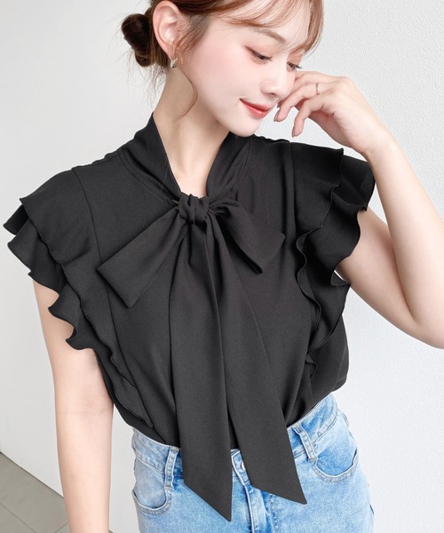 moment+(モーメントプラス)の「厚手シフォンラッフルフリルボウタイブラウス(シャツ/ブラウス・レディース・ネイビー/オフホワイト/ライトベージュ/ブラック・M)」の2枚目の写真