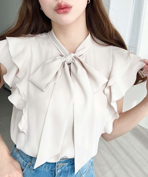 moment+(モーメントプラス)の「厚手シフォンラッフルフリルボウタイブラウス(シャツ/ブラウス・レディース・ネイビー/オフホワイト/ライトベージュ/ブラック・M)」の16枚目の写真