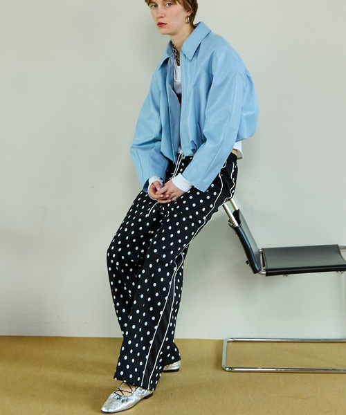MAISON SPECIAL(メゾンスペシャル)の「Lace-Up Gathered Flat Shoes/レースアップギャザーフラットシューズ(その他シューズ・レディース・シルバー/ブラック・38/37/36)」の3枚目の写真