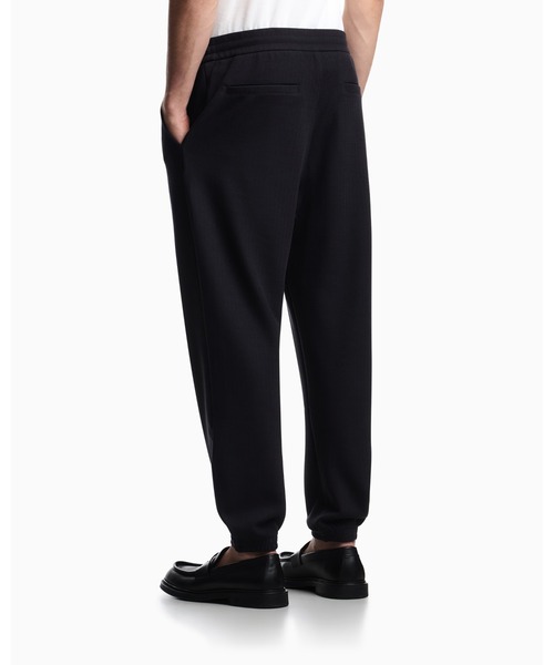 EMPORIO ARMANI(エンポリオアルマーニ)の「【エンポリオ アルマーニ】ジョガーパンツ リヨセル混紡インターロックジャージー ジャカード(その他パンツ・メンズ・ネイビー・LARGE/MEDIUM/SMALL/X-LARGE/X-SMALL)」の4枚目の写真