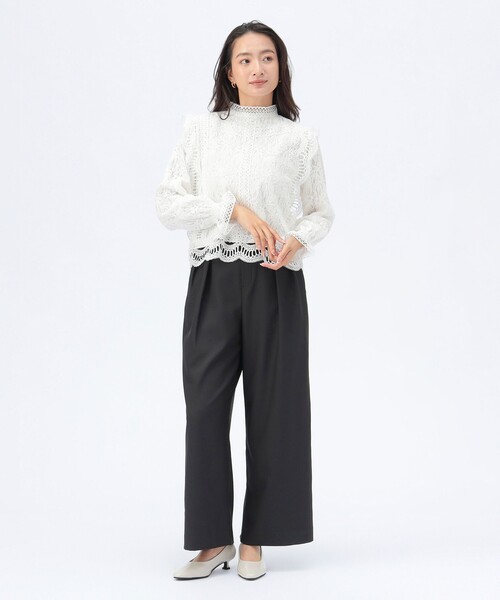 BEAMS HEART(ビームスハート)の「マルチレース ハイネック ブラウス(シャツ/ブラウス・レディース・オフホワイト/ネイビー/ブラウン・FREE)」の9枚目の写真