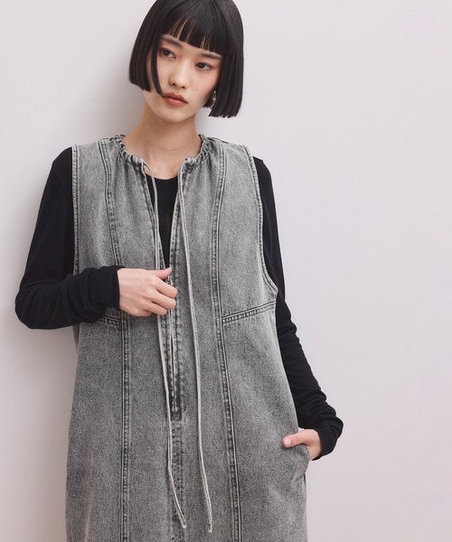 ADAM ET ROPE'(アダムエロペ)の「【WEB限定】ドロストネックデニムワンピース(ワンピース・レディース・ブラック系その他/ブルー系その他4・36/38)」の6枚目の写真