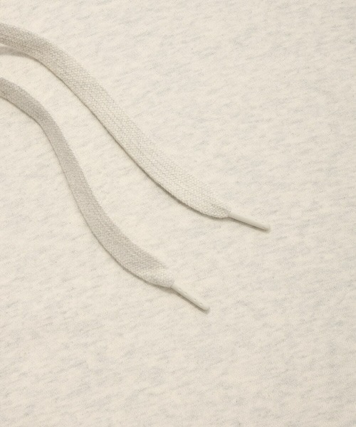 COVERNAT（カバーナット）の「C LOGO HOODIE（パーカー・メンズ・オートミール・LARGE/MEDIUM/SMALL/X-LARGE/X-SMALL）」の6枚目の写真