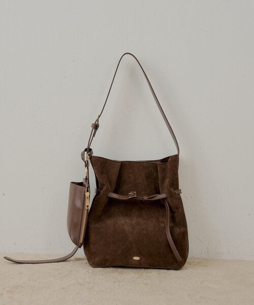 Chico(チコ)の「スマホポーチ付きベルトデザインショルダーバッグ(ショルダーバッグ・レディース・ベージュ/ブラック/アイボリー/ブラウン・FREE)」の10枚目の写真