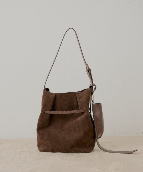 Chico(チコ)の「スマホポーチ付きベルトデザインショルダーバッグ(ショルダーバッグ・レディース・ベージュ/ブラック/アイボリー/ブラウン・FREE)」の12枚目の写真