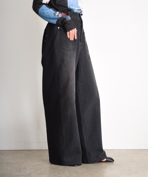 Eimee Law(エイミーロウ)の「バックスウェットデニムパンツ(デニムパンツ・レディース・ブルー/ライトブルー/アイボリー/ブルー系/スミクロ・FREE/MEDIUM)」の15枚目の写真