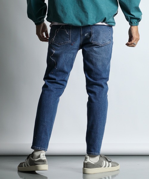 The DUFFER of ST.GEORGE(ザダファーオブセントジョージ)の「LASER PROCESSED&EMBROIDERY SLIM FIT DENIM:レーザー加工&刺繍 スリムフィットジーンズ(デニムパンツ・メンズ・インディゴブルー/ライトインディゴブルー・LARGE/MEDIUM/SMALL/X-LARGE)」の6枚目の写真