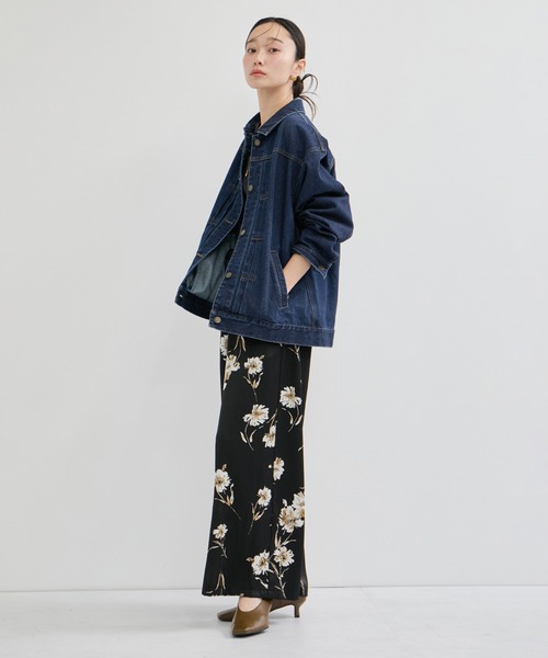 le cercle ADAM ET ROPE'(ルセルクルアダムエロペ)の「KUROKIデニムジャケット/セットアップ対応(デニムジャケット・レディース・ブルー系その他/ブルー系その他4・FREE)」の6枚目の写真