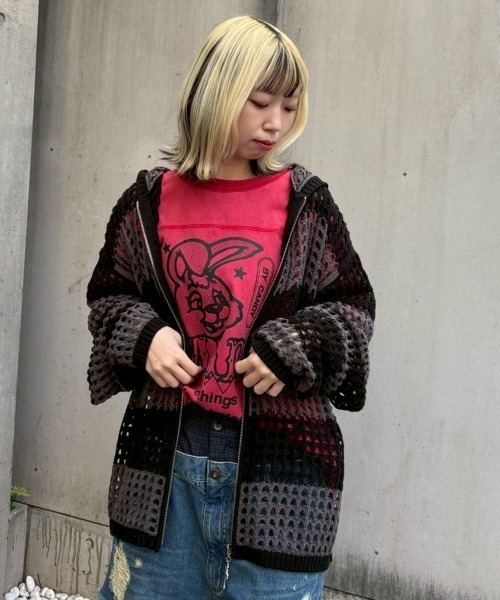 Candy Stripper（キャンディストリッパー）の「MAD BUNNY FOOTBALL Tシャツ（Tシャツ/カットソー・レディース・レッド/オフホワイト/ブラック・FREE）」の6枚目の写真