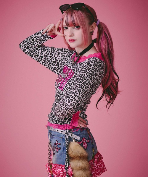 GALFY(ガルフィー)の「GALFY(ガルフィー)ギラギャル2WAYワンピ/ロンT/Tシャツワンピ/レオパード/豹柄/総柄/レース(Tシャツ/カットソー・レディース・ベージュ/ホワイト系その他/ピンク/ブラック・FREE)」の5枚目の写真