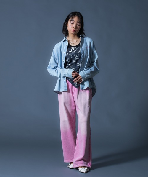 X-girl(エックスガール)の「SCRIPT LOGO BLEACHED DENIM SHIRT(シャツ/ブラウス・レディース・ブラック/ライトインディゴブルー・S/M)」の12枚目の写真