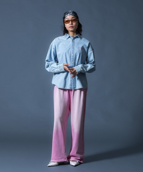 X-girl(エックスガール)の「SCRIPT LOGO BLEACHED DENIM SHIRT(シャツ/ブラウス・レディース・ブラック/ライトインディゴブルー・S/M)」の13枚目の写真