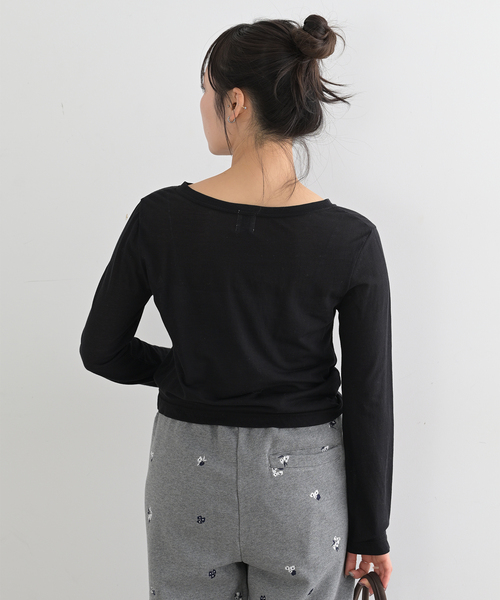 U by SPICK&SPAN（ユーバイスピックアンドスパン）の「《追加4》C/NY シアートップス（Tシャツ/カットソー・レディース・ブルー/ブラック/アイボリー/ライトグリーン・FREE）」の12枚目の写真