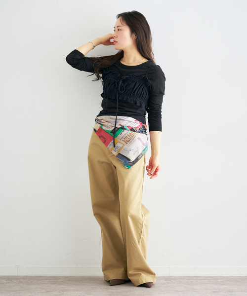 U by SPICK&SPAN（ユーバイスピックアンドスパン）の「《追加4》C/NY シアートップス（Tシャツ/カットソー・レディース・ブルー/ブラック/アイボリー/ライトグリーン・FREE）」の19枚目の写真