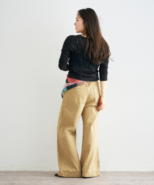 U by SPICK&SPAN（ユーバイスピックアンドスパン）の「《追加4》C/NY シアートップス（Tシャツ/カットソー・レディース・ブルー/ブラック/アイボリー/ライトグリーン・FREE）」の20枚目の写真