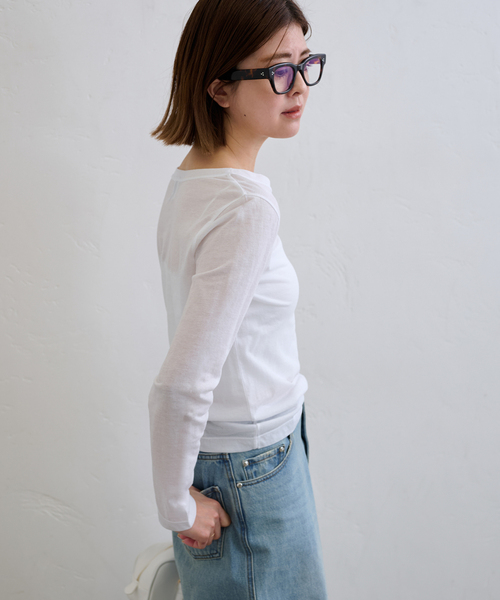 U by SPICK&SPAN（ユーバイスピックアンドスパン）の「《追加4》C/NY シアートップス（Tシャツ/カットソー・レディース・ブルー/ブラック/アイボリー/ライトグリーン・FREE）」の22枚目の写真