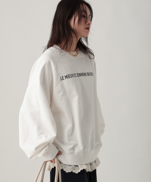 Elura（エルーラ）の「袖コンロゴスウェット/645449（スウェット・レディース・ブラウン/ライトグレー/オフホワイト・FREE）」の4枚目の写真