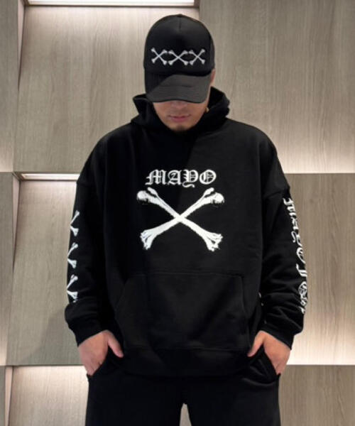 ROYAL FLASH（ロイヤルフラッシュ）の「MAYO/メイヨー/【限定】太田忍選手×コラボ スウェットフーディー（パーカー・メンズ・ブラック・M/L/XL）」の2枚目の写真