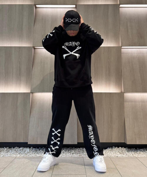 ROYAL FLASH（ロイヤルフラッシュ）の「MAYO/メイヨー/【限定】太田忍選手×コラボ スウェットフーディー（パーカー・メンズ・ブラック・M/L/XL）」の4枚目の写真