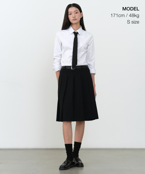MUSINSA STANDARD WOMAN（ムシンサスタンダードウーマン）の「ウィメンズプリーツニーレングススカート[ブラック]（スカート・レディース・その他・SMALL/MEDIUM/LARGE/X-SMALL）」の7枚目の写真