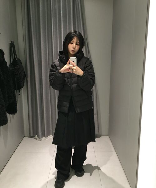 MUSINSA STANDARD WOMAN（ムシンサスタンダードウーマン）の「ウィメンズプリーツニーレングススカート[ブラック]（スカート・レディース・その他・SMALL/MEDIUM/LARGE/X-SMALL）」の14枚目の写真