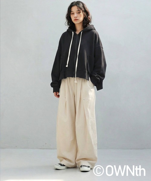 antiqua(アンティカ)の「裏毛 ジップアップパーカー(パーカー・レディース・アイボリー/ブラック・ONESIZE)」の8枚目の写真