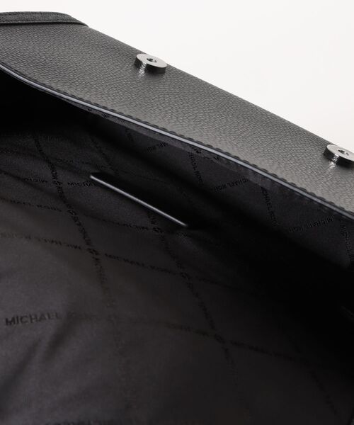 MICHAEL KORS(マイケルコース)の「TRUNK XBODY クロスボディ(ショルダーバッグ・メンズ・ブラック・FREE)」の4枚目の写真