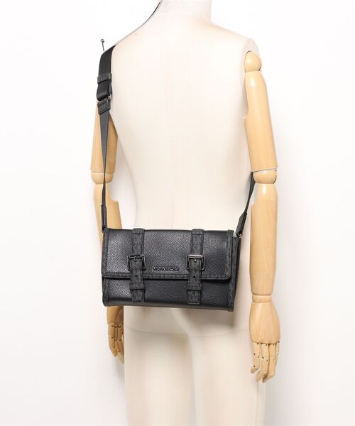 MICHAEL KORS(マイケルコース)の「TRUNK XBODY クロスボディ(ショルダーバッグ・メンズ・ブラック・FREE)」の5枚目の写真
