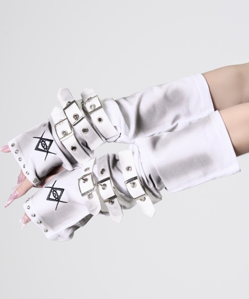 REFLEM(レフレム)の「『REFLEM/レフレム』ベルト付きアームカバー(アームカバー・レディース・ブラック/ホワイト/グレー・FREE)」の2枚目の写真