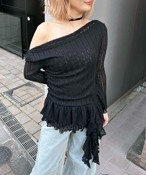 SPIRALGIRL(スパイラルガール)の「イレヘムワンショルレーストップス(Tシャツ/カットソー・レディース・ブラック/グレー/ホワイト・FREE)」の3枚目の写真