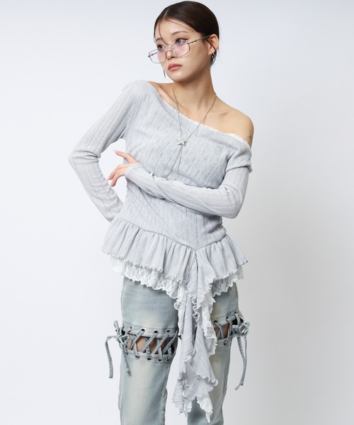SPIRALGIRL(スパイラルガール)の「イレヘムワンショルレーストップス(Tシャツ/カットソー・レディース・ブラック/グレー/ホワイト・FREE)」の8枚目の写真