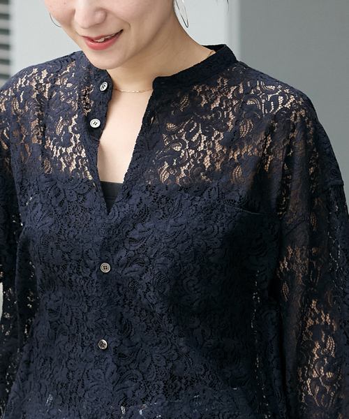 JOURNAL STANDARD（ジャーナルスタンダード）の「《WEB限定》スタンドカラーレースロングスリーブブラウス（シャツ/ブラウス・レディース・ネイビー/ホワイト・FREE）」の17枚目の写真