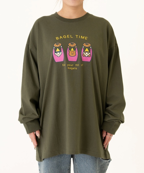 and D. petit main(アンドディープティマイン)の「【親子リンク】【DAD】OFUZAKEストリート長袖Tシャツ(Tシャツ/カットソー・レディース・カーキ/ホワイト/ベージュ系その他/ライトグレー・F)」の4枚目の写真